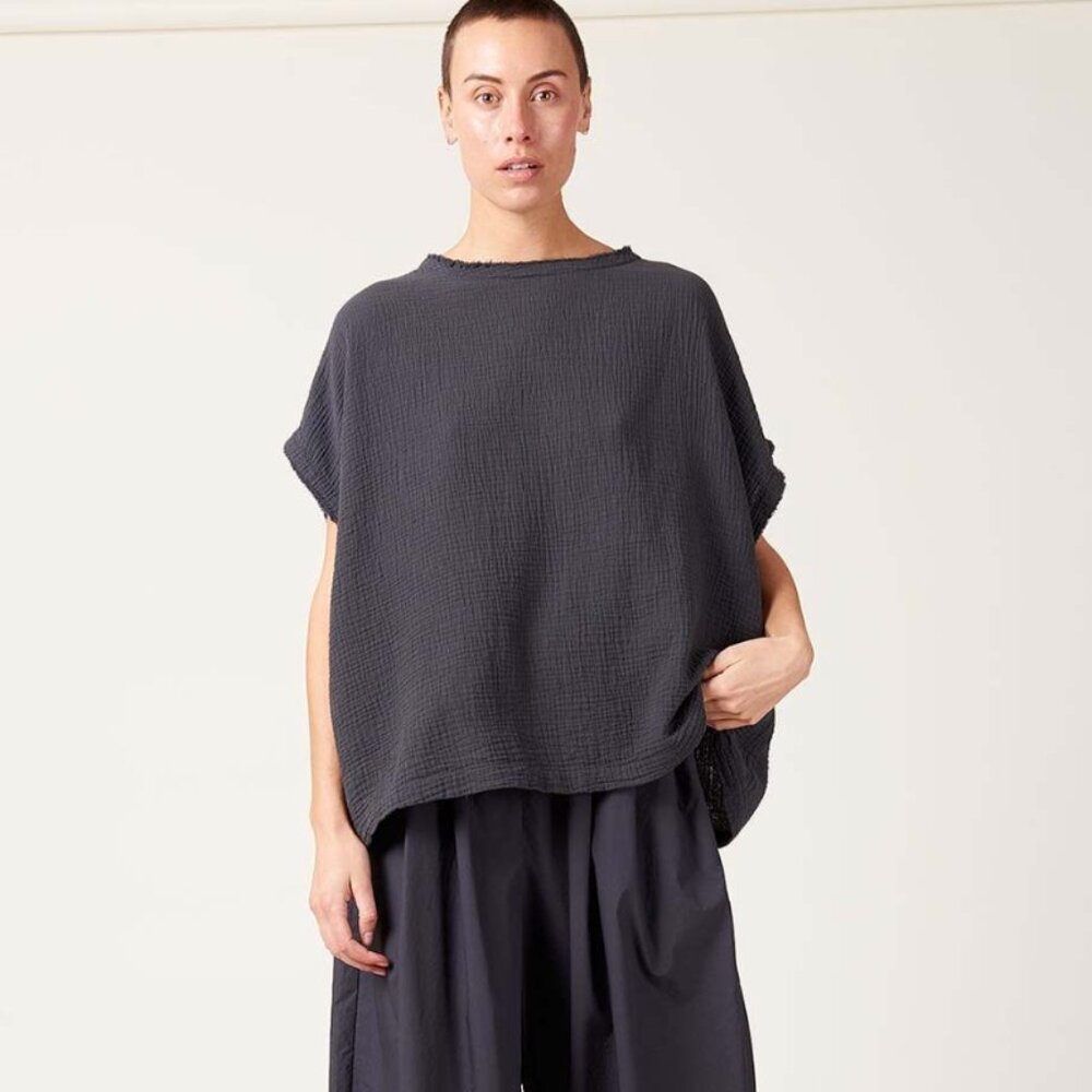Black Crane Double Cotton Gauze Top